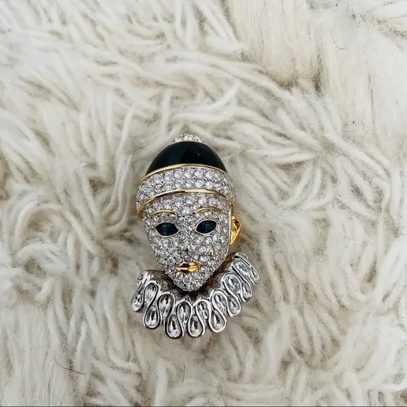 Swarovski Signed Pierrot Clown Pin Brooch - Perfect Condition - Picture 1 of 5